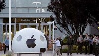 Pod-Protesting Publicity Stunts Image 4