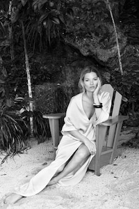 Modern Mermaid Shoots Image 2