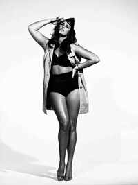 Retro Full-Figured Editorials Image 2