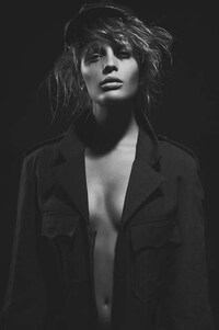 Mussy Androgynous Shoots Image 2