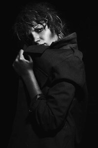 Mussy Androgynous Shoots Image 3