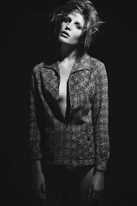 Mussy Androgynous Shoots Image 4