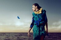 Exotic Bird-Inspired Fashion Image 2