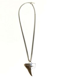 Toothy Designer Accessories Image 5