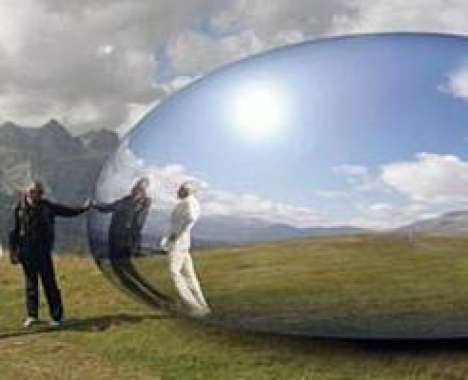 13 Dynamic Ross Lovegrove Designs