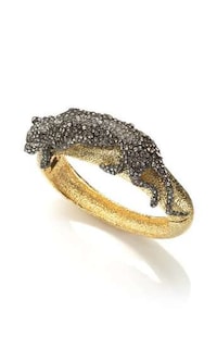 Glitzy Nature-Inspired Baubles Image 7