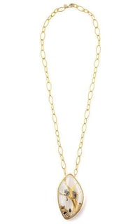 Glitzy Nature-Inspired Baubles Image 8
