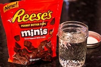 Candy-Infused Cocktails Image 6