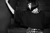 Retro Sporty Fashion Image 7