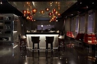 Illusionary Sky Lounges Image 4