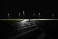 Comforting Streetlight Captures Image 8