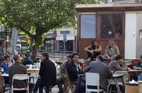 Dumpster-Made Cafes Image 4