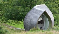 Sustainable Log-Like Lodging
