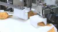 Rice Roll-Making Machines Image 3