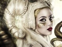 Fanciful Cat-Eye Photography Image 5
