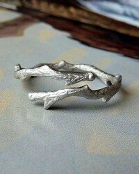 Woodsy Engagement Bands Image 4