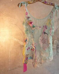 Hippie Baroque Fashion Image 7