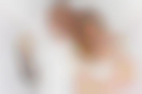 Au Natural Celeb Portraits