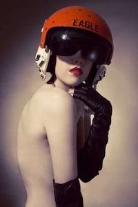 Alluring Aviator Pictorials Image 3
