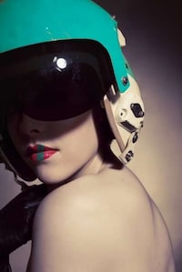 Alluring Aviator Pictorials Image 4
