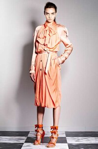 Ribboned Royal Ensembles Image 3