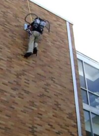 Vacuum-Powered Spiderman Suits Image 3