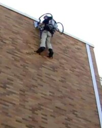 Vacuum-Powered Spiderman Suits Image 4