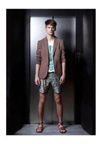 Eccentric Elevator Lookbooks Image 2