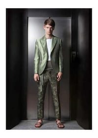 Eccentric Elevator Lookbooks Image 8
