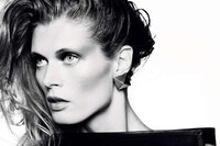 Timeless Femme Fatale Photoshoots Image 3