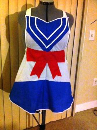 35 Outlandish Apron Designs
