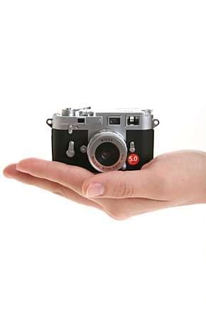 Mini Digital Cameras: Leica M3 Mini Digital Cameras: Leica M3