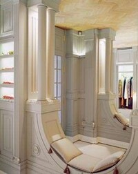 Upside Down Stores Image 3