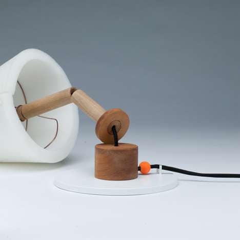 Clever Collapsing Lamps