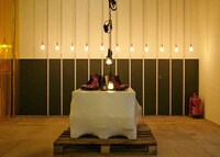 Temporary Warehouse Boutiques Image 3
