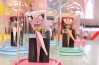 Encased Paper Doll Displays Image 6