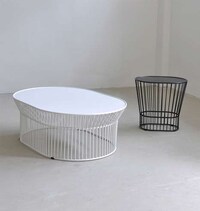 Cage-Like Chairs Image 4