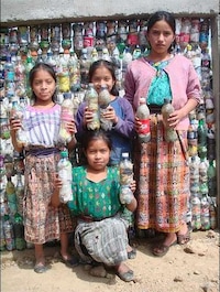 School-Building Volunteer Trips Image 3