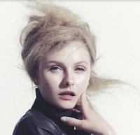 Elegantly Disheveled Editorials Image 4
