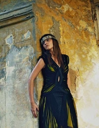 Hauntingly-Fierce Deserted Pictorials Image 4