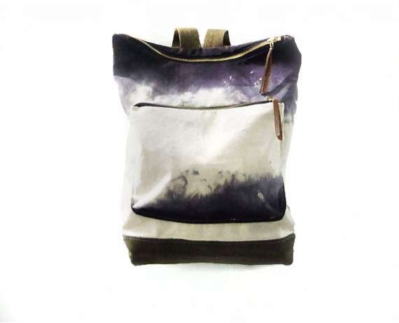 79 Feminine-Chic Book Bags