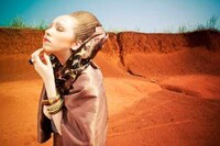 Hair-Raising Desert Captures Image 8