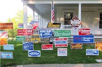 Encouraging Optimist Signage Image 3