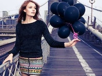 Brooklyn Bridge Fashion Ads Image 3