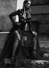 Romantic Goth Pictorials Image 4