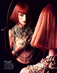 Cabaret Couture Captures Image 3