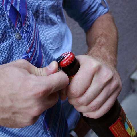 12 Fashionable Top Poppers
