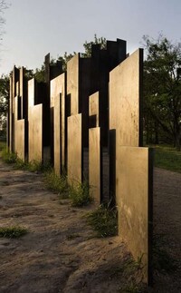 Vertical Steel Plank Bathrooms Image 2
