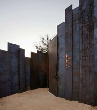 Vertical Steel Plank Bathrooms Image 4