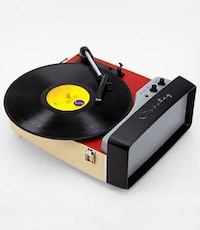 Vintage Portable Music Players Image 2